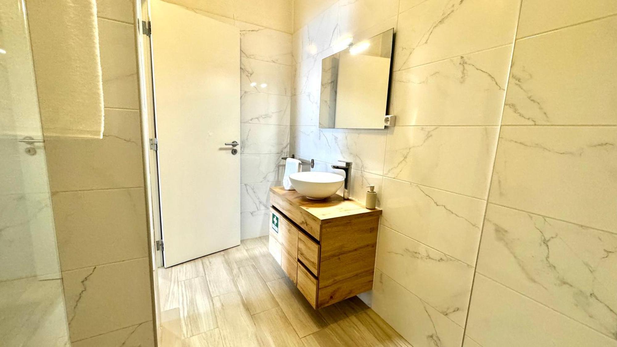 Praia Da Rocha, 5-F, Charming Apartment With Air Conditioning - Patio Da Rocha By Ig Portimão Exteriör bild