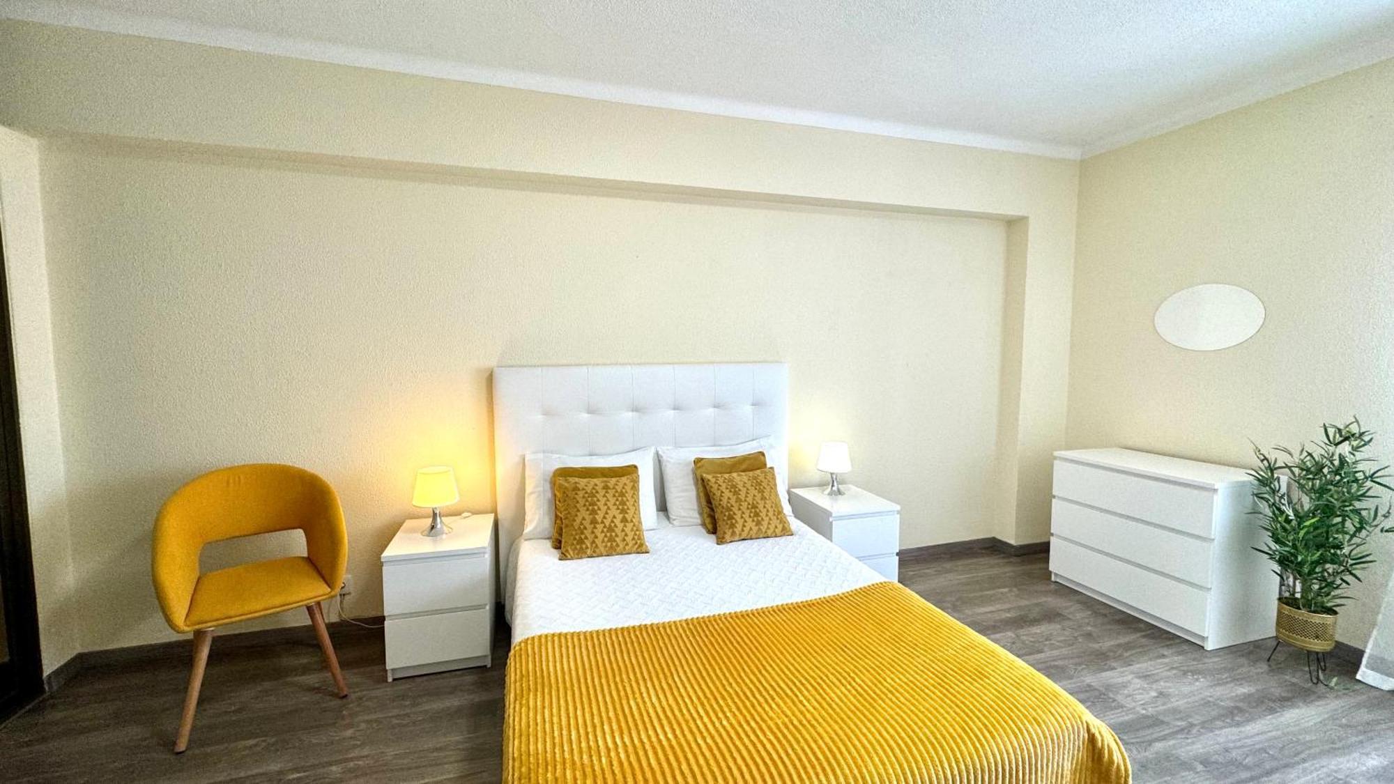 Praia Da Rocha, 5-F, Charming Apartment With Air Conditioning - Patio Da Rocha By Ig Portimão Exteriör bild