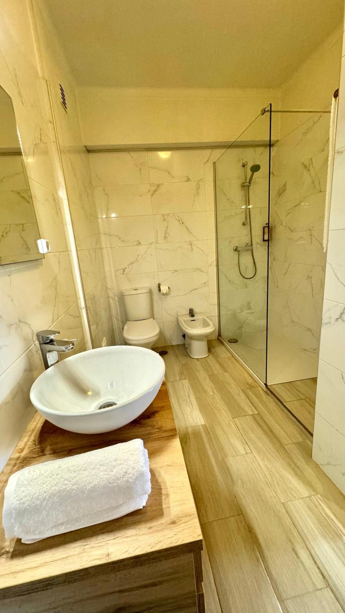 Praia Da Rocha, 5-F, Charming Apartment With Air Conditioning - Patio Da Rocha By Ig Portimão Exteriör bild